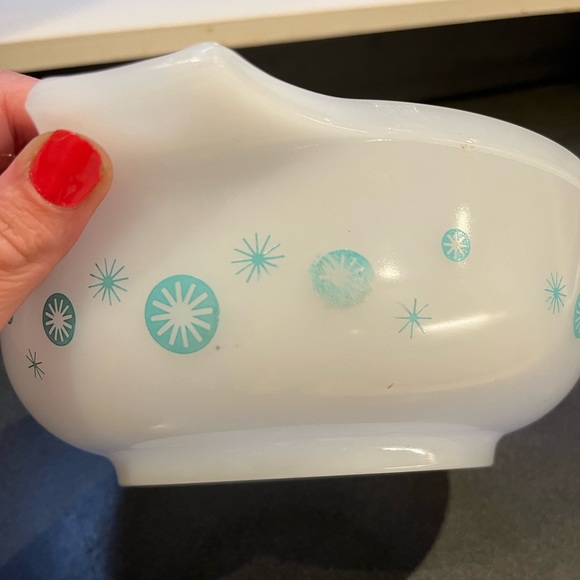 Vintage Glasbake Two Quart Covered Casserole Dish - Picture 12 of 13